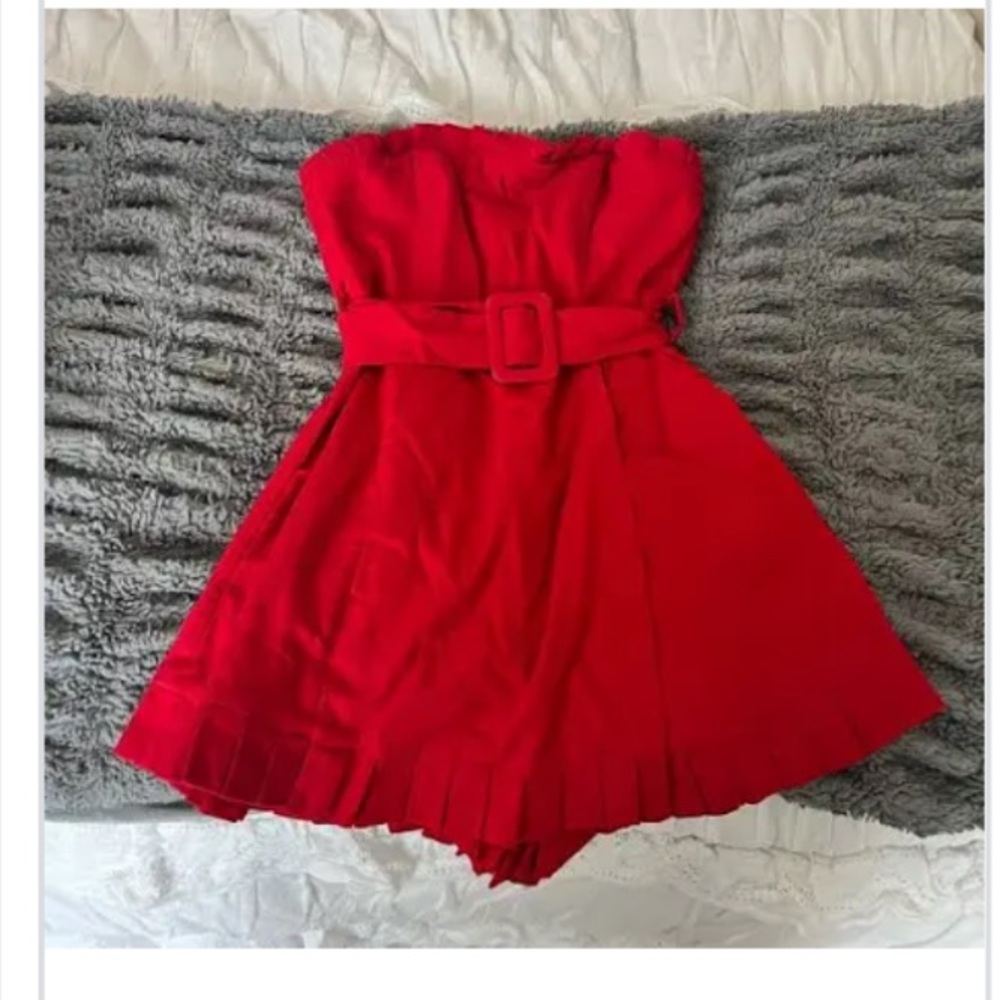 Selfie Leslie Red Romper